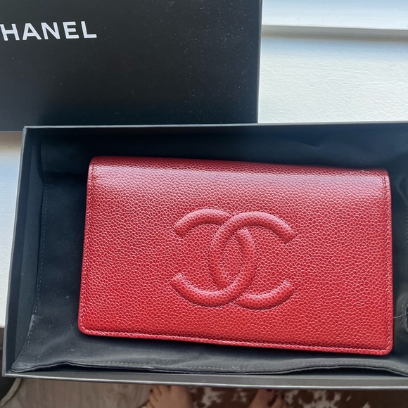 Chanel Burgundy Caviar Leather Timeless CC L Yen Wallet - Picture 15 of 15